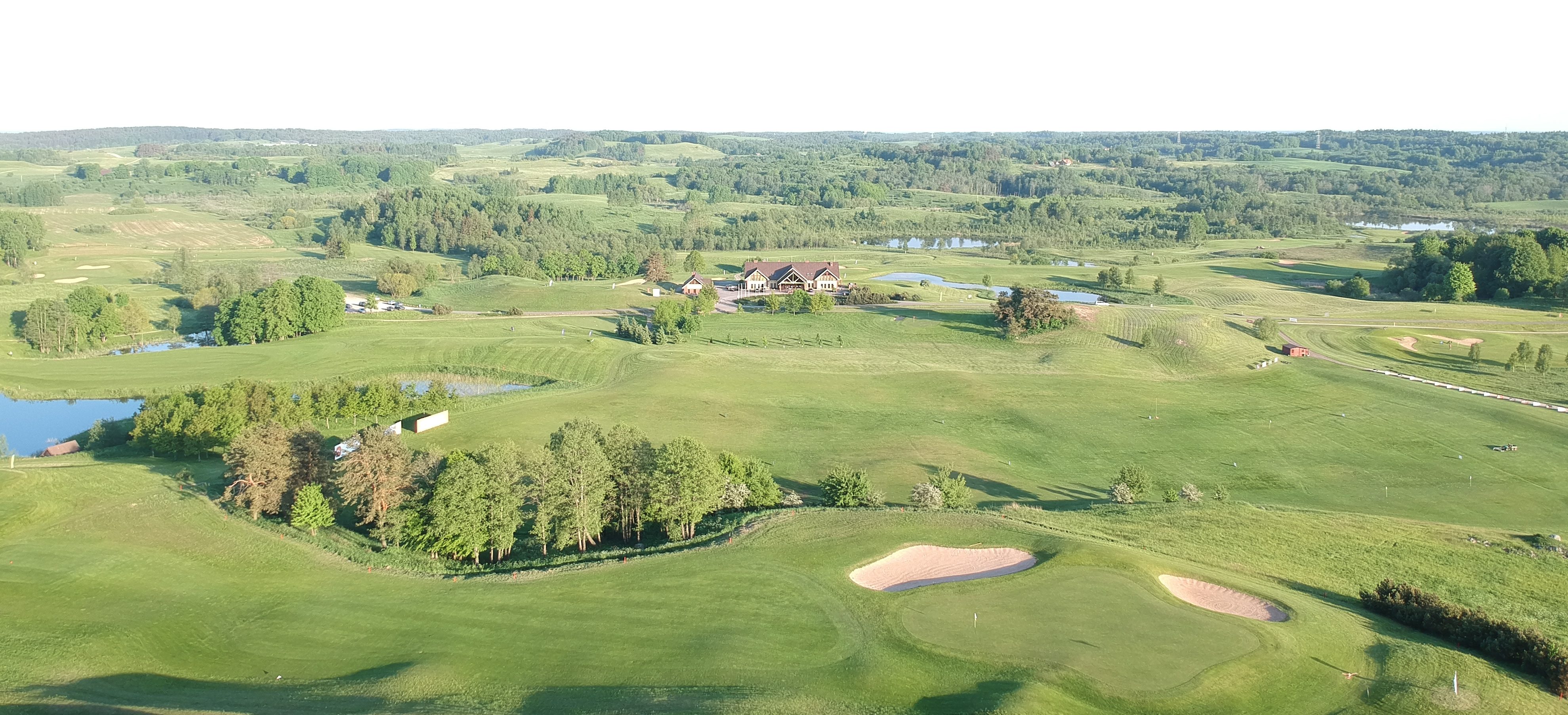 Lithuania vs Spain for corporate golf: price, crowds, and the surprise winner