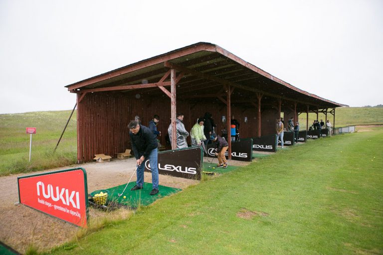 Golf as team building: why it works even when nobody can play